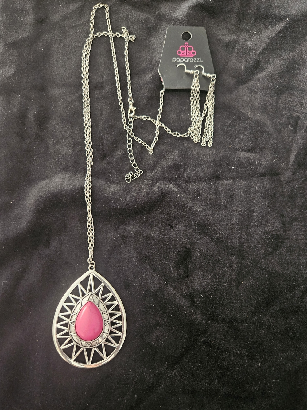 paparazzi Silver-Tone Necklace with Hot Pink Teardrop Pendant